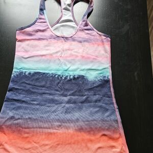 Lululemon racerback tank size 6